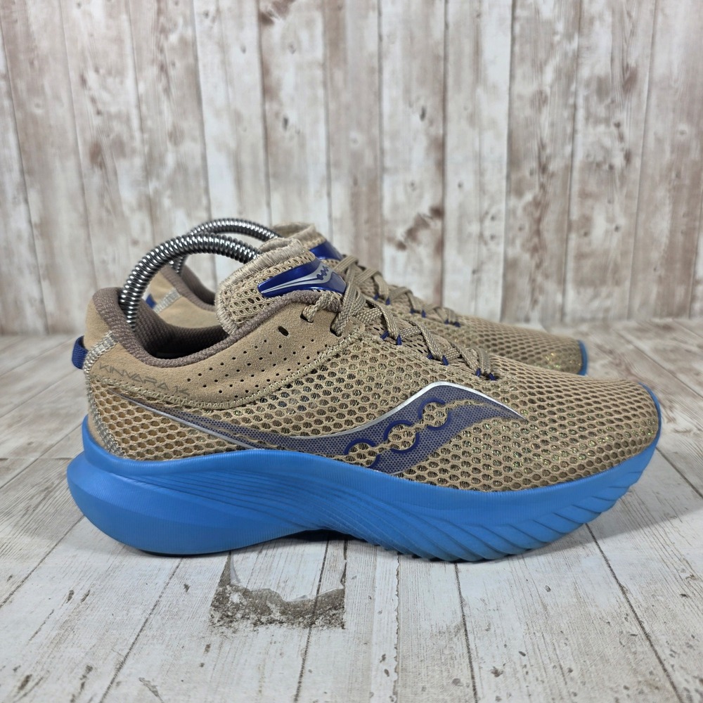 Saucony Kinvara 14 Womens‎ Running Shoes Tan Blue Gold Size 7.5
